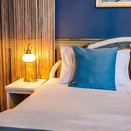 Plexus By Don ゲストハウス