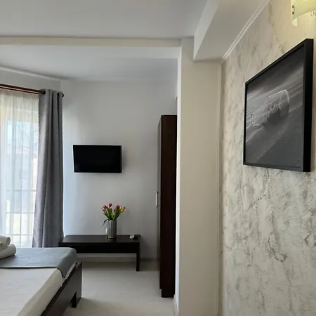 Plexus By Don ゲストハウス エフォリエ・スド